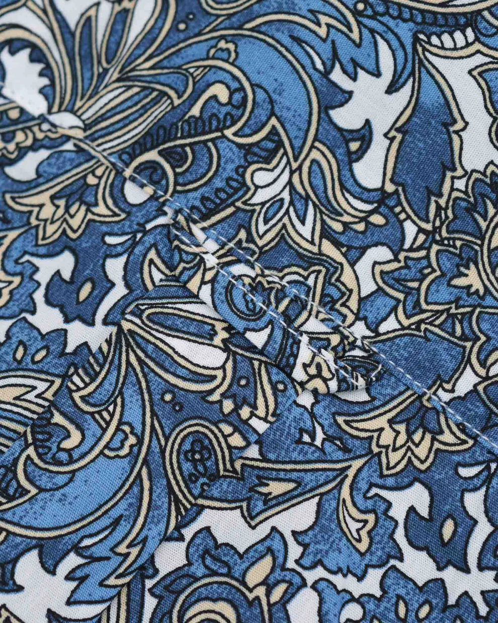 Lambretta Mens White Blue Paisley Short Sleeved Button Down Shirts