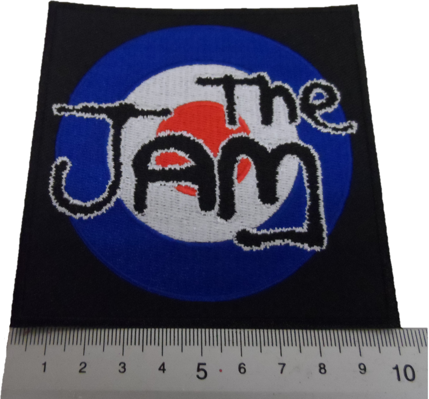 The Jam -jernet på armlapperne