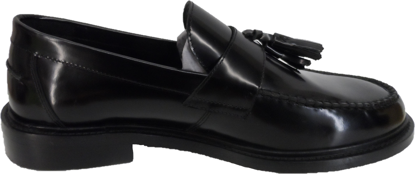 Delicious Junction and Trojan Mens The Duke Black Tassel Loafers